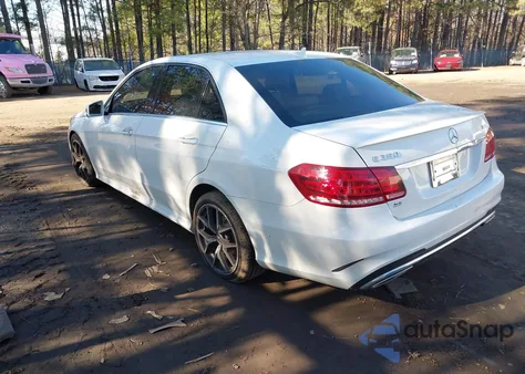 2014 Mercedes-Benz E 350 4Matic z USA, uszkodzony, nr VIN WDDHF8JB1EA940198